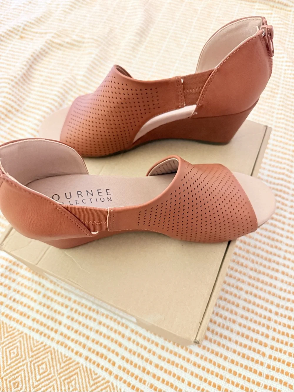 Journee Collection Aretha Open-Toe Wedge Sandals in Cognac